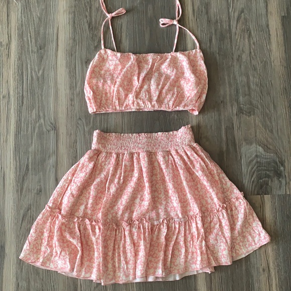 Pink Lily 2 Piece Floral Set - Picture 1 of 3